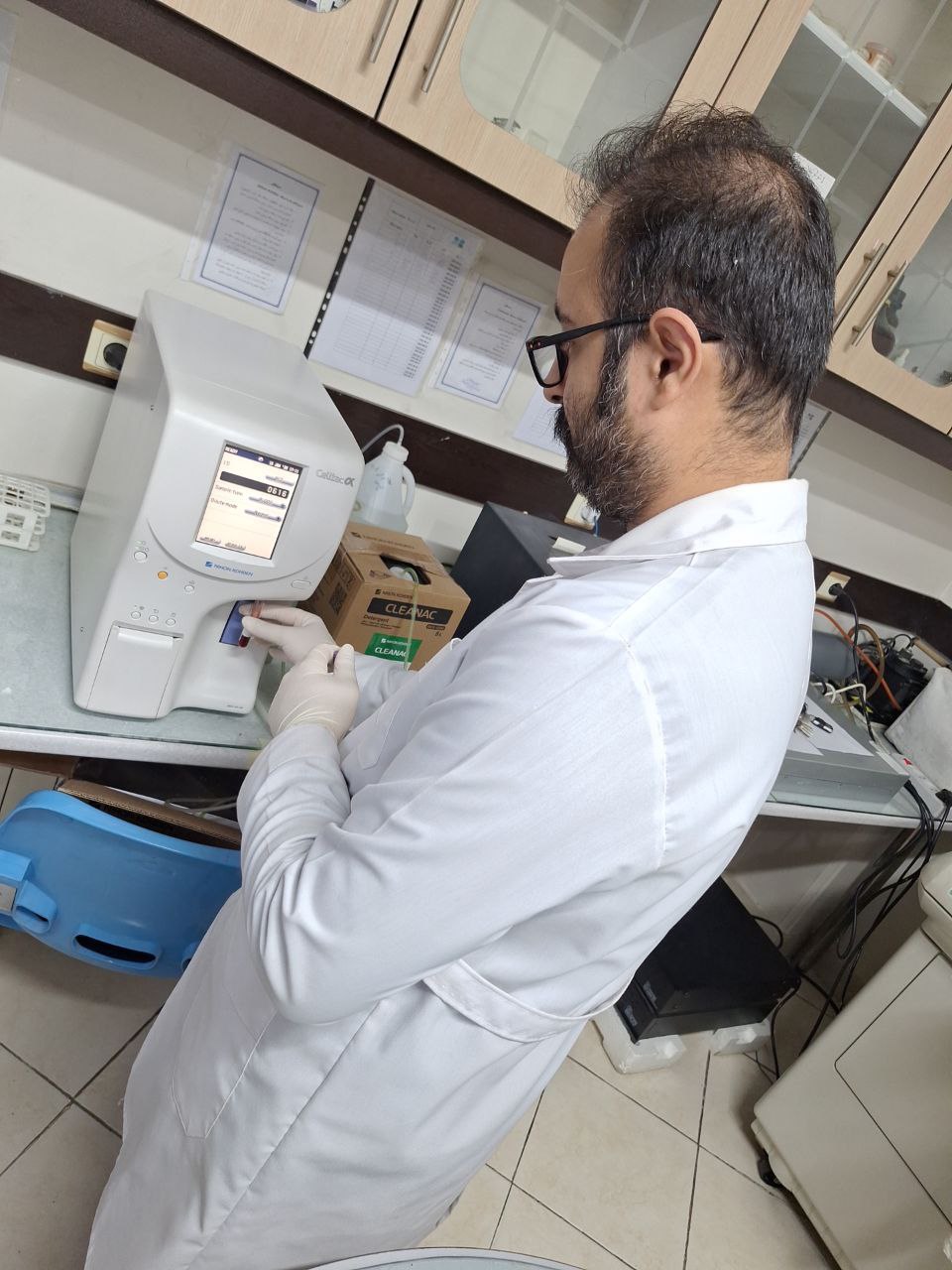 آزمایشگاه دکتر یاورمنش بهترین آزمایشگاه مشهد